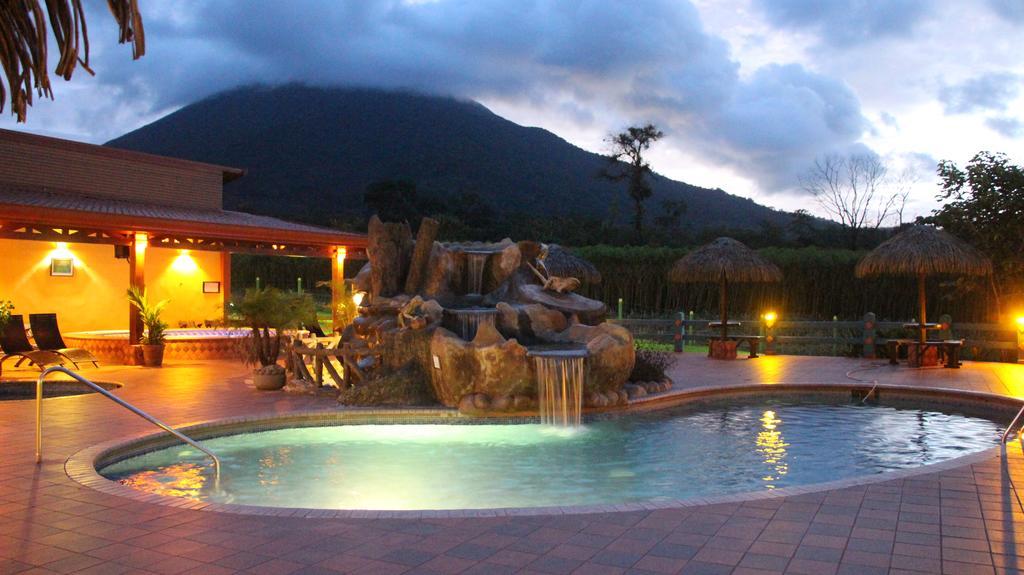 Hotel La Pradera Del Arenal La Fortuna Exterior photo